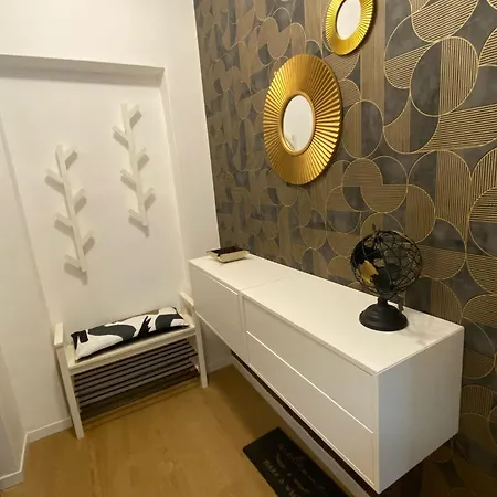 Domus Mundi شقة باري